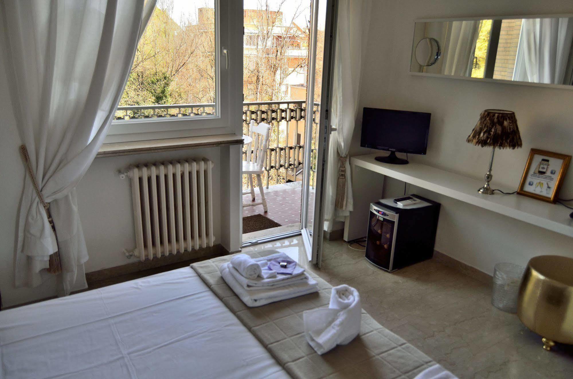 Rome&Suites Zewnętrze zdjęcie