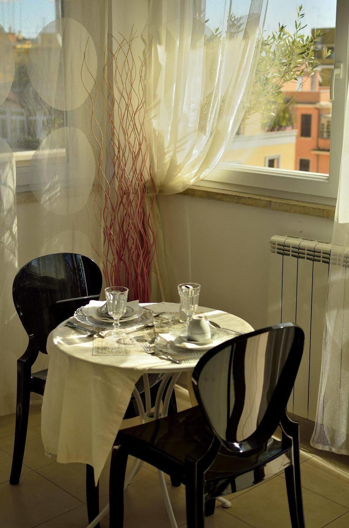 Rome&Suites Zewnętrze zdjęcie